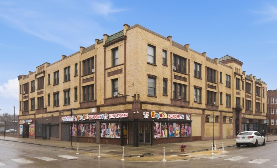 Primary Photo Of 7846 S Essex Ave, Chicago Apartments For Sale