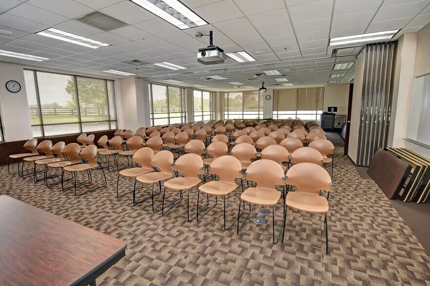 More Photos Of 1500 Alliant Ave, Louisville Schools For Sale