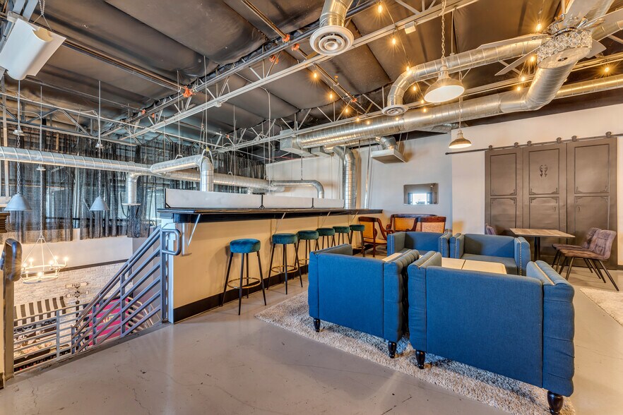 More Photos Of 9299 W Olive Ave, Peoria Light Manufacturing For Lease