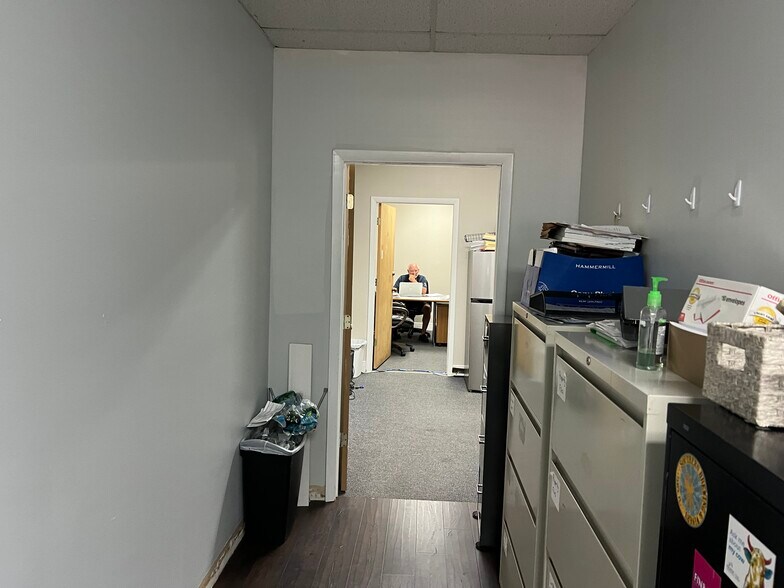 More Photos Of 3310 W Cypress St, Tampa Storefront Retail Office For Lease