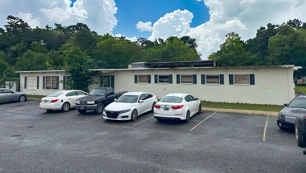 More Photos Of 6507 W Beaver St, Jacksonville Service For Sale