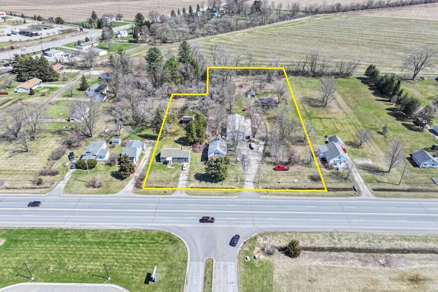 Primary Photo Of 12181 Dixie Hwy, Birch Run Specialty For Sale