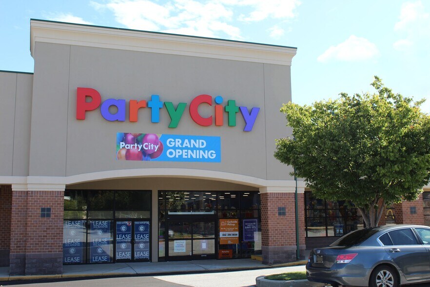 More Photos Of 1201-1249 Churchmans Rd, Newark Unknown For Lease