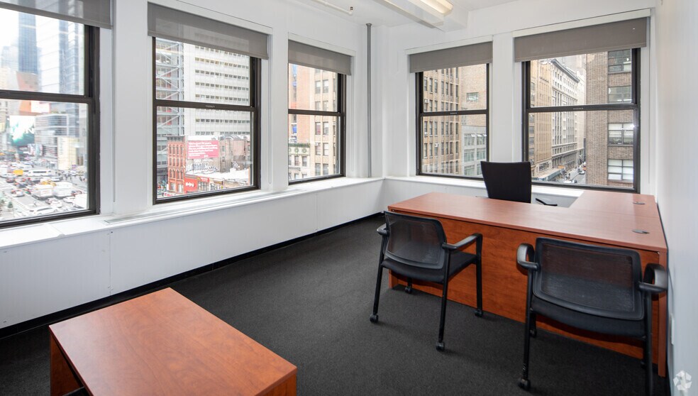 More Photos Of 589 Eighth Ave, New York Loft Creative Space For Lease