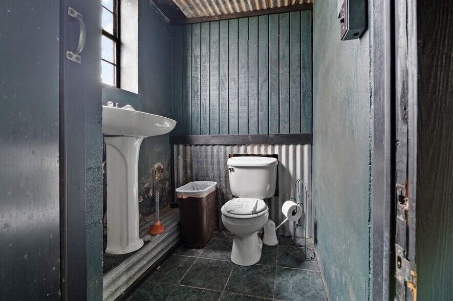 More Photos Of 2412 Usener Rd rd, Fredericksburg Winery Vineyard For Sale