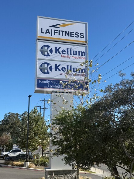 More Photos Of 9955 Braun Rd, Helotes Medical For Sale