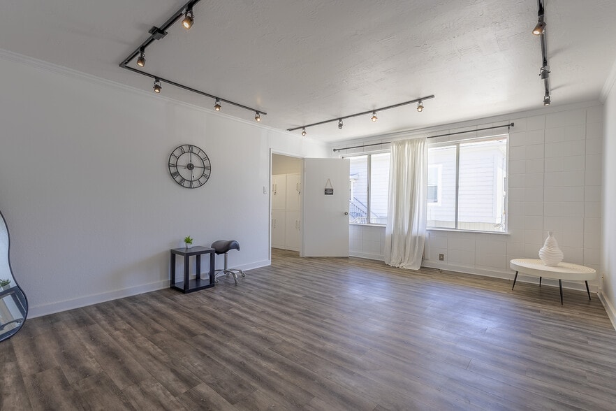 More Photos Of 1038 4th St, Santa Rosa Office For Sale