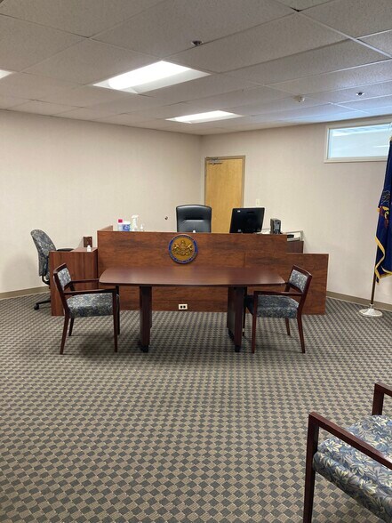 More Photos Of 72 Lancaster Ave, Malvern Storefront Retail Office For Lease