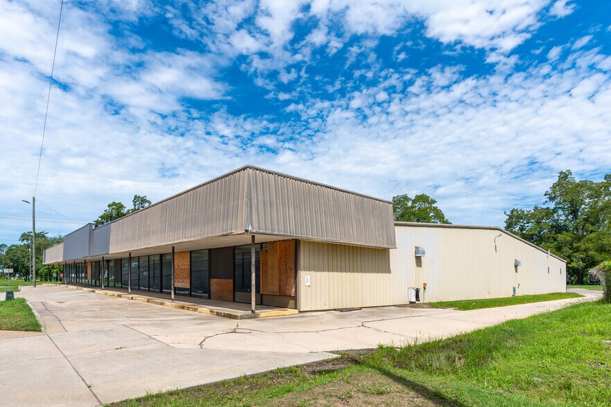 More Photos Of 908 W Hill Ave, Valdosta Warehouse For Sale