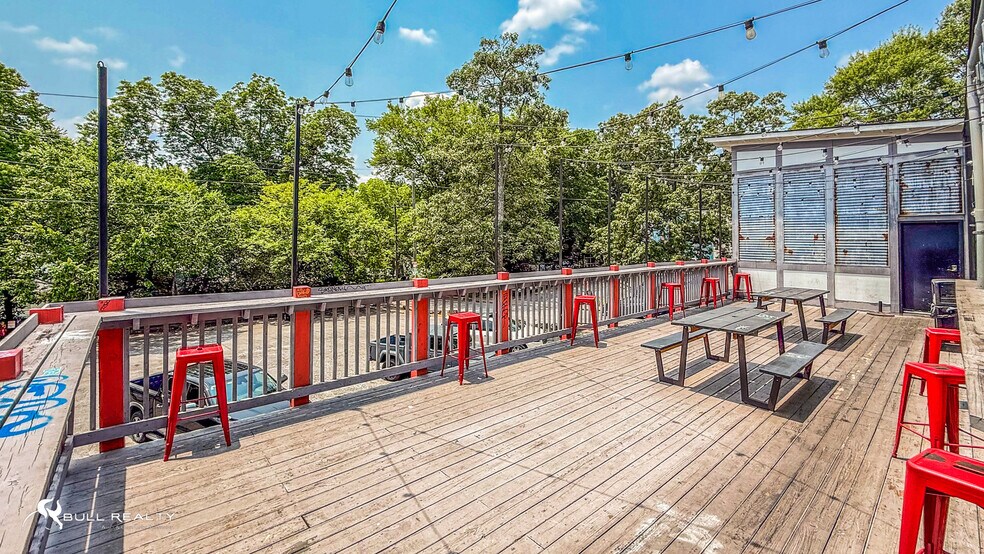 More Photos Of 1245 Glenwood Ave SE, Atlanta Restaurant For Sale