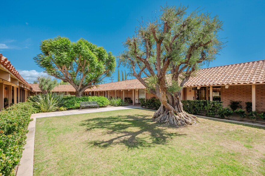 More Photos Of 13362 Newport Ave, Tustin Unknown For Lease