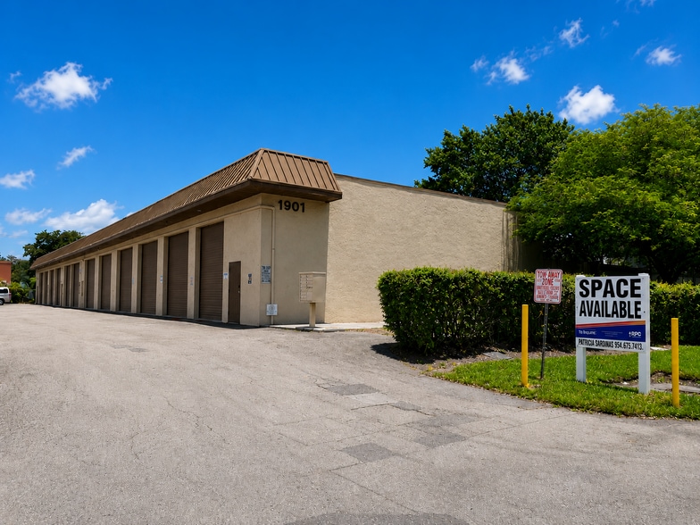 More Photos Of 1901 NW 32nd St, Pompano Beach Warehouse For Lease