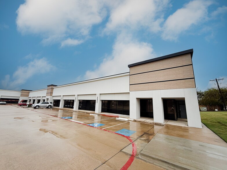 Primary Photo Of 1800-1862 Justin Rd, Highland Village Unknown For Lease