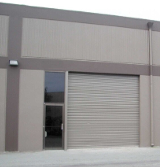 More Photos Of 20 Galli Dr, Novato Warehouse For Lease