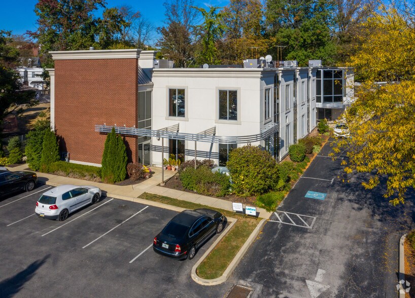 More Photos Of 945 E Haverford Rd, Bryn Mawr Medical For Lease
