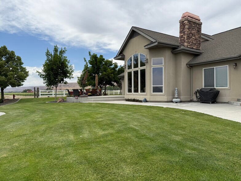 More Photos Of 400 Washington St, Adrian Land For Sale