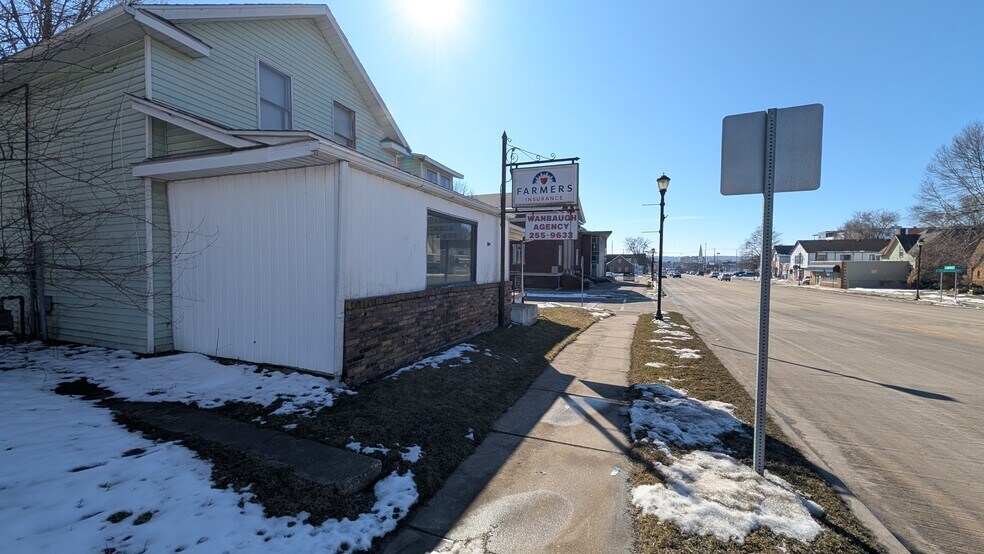 More Photos Of 804 N Main St, Mishawaka Office Residential For Lease