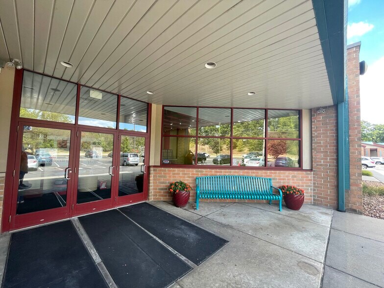 More Photos Of 671 Castle Creek Drive Ext, Seven Fields Storefront For Lease