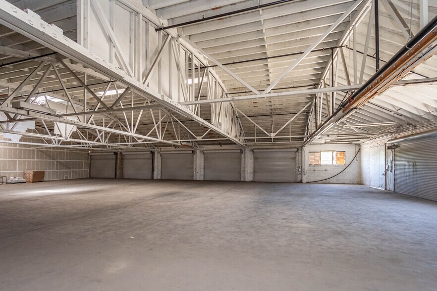 More Photos Of 723 Railroad Ave, Winters Warehouse For Lease