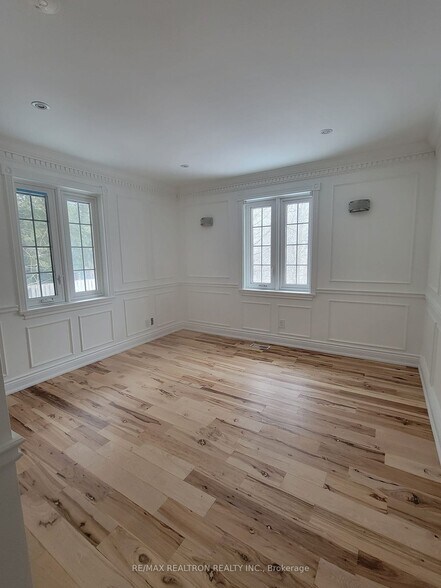 More Photos Of 16003 Yonge St, Aurora Land For Sale