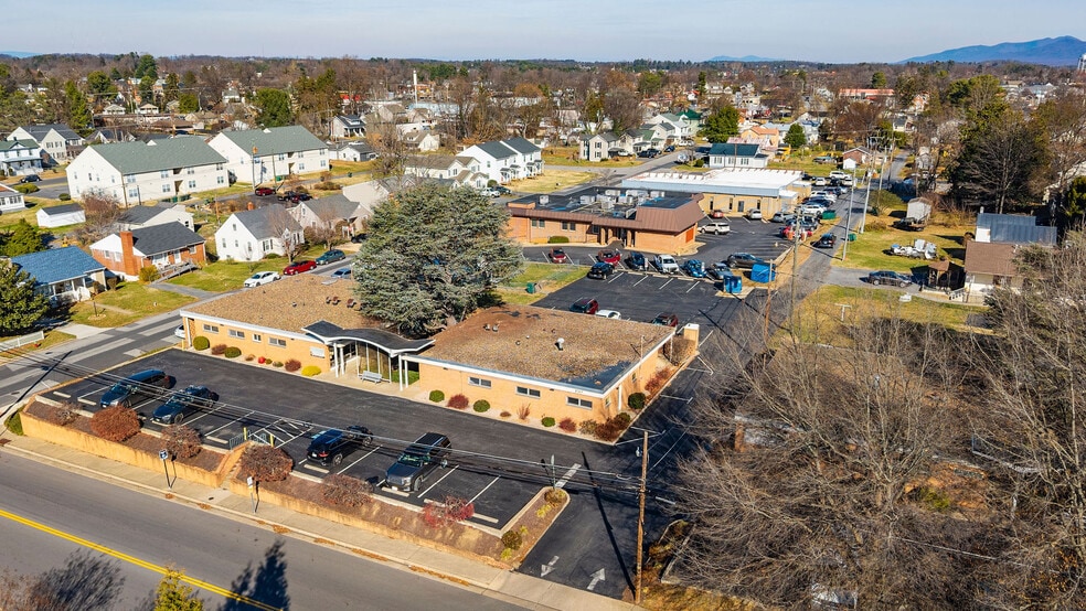 More Photos Of 1305 13th St, Waynesboro Medical For Sale