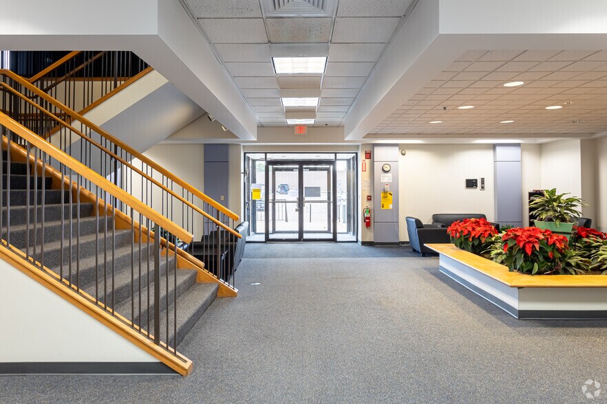 More Photos Of 75 Sgt William B Terry Dr, Hingham Office For Lease