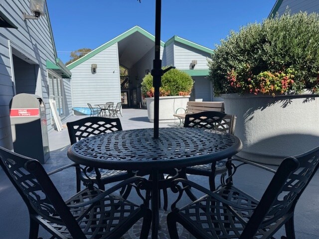 More Photos Of 652 Petaluma Ave, Sebastopol Medical For Lease