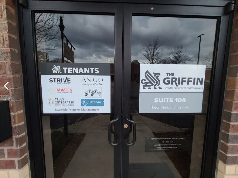 More Photos Of 1880 W Oak Pky, Marietta Loft Creative Space For Lease