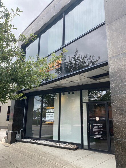 More Photos Of 424 W 21st St, Norfolk Freestanding For Lease