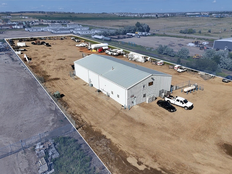 Primary Photo Of 4506 Dakota Pky W, Williston Warehouse For Lease