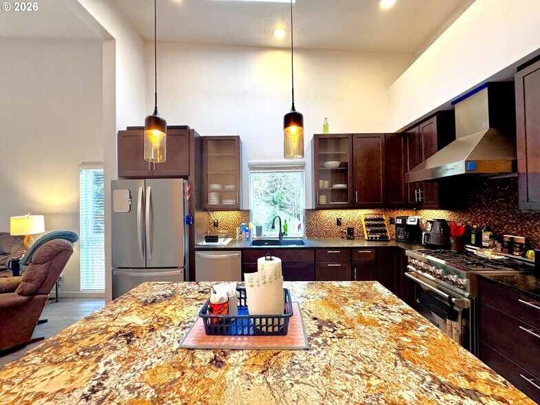 More Photos Of 94353 Leith Rd, Gold Beach Apartments For Sale