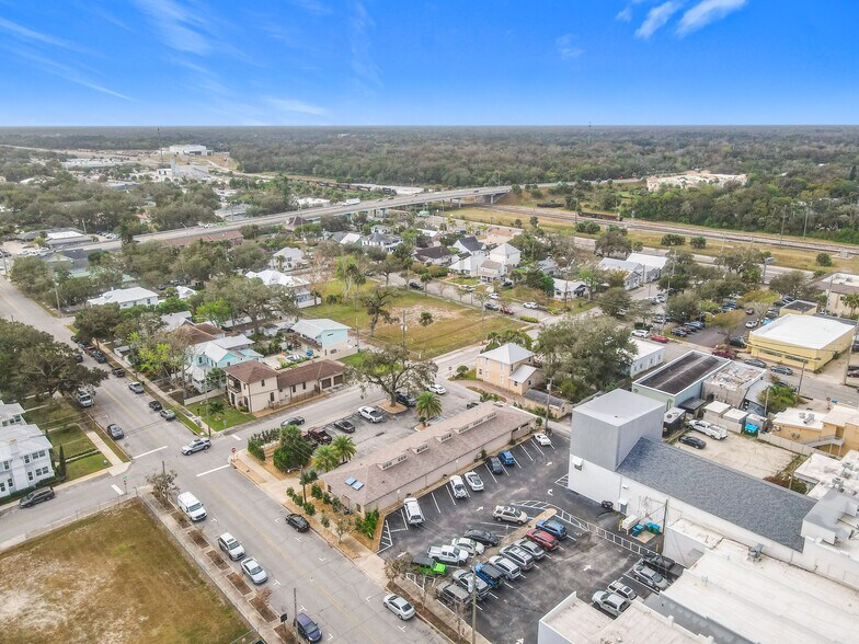 More Photos Of 405 Downing St, New Smyrna Beach Medical For Sale