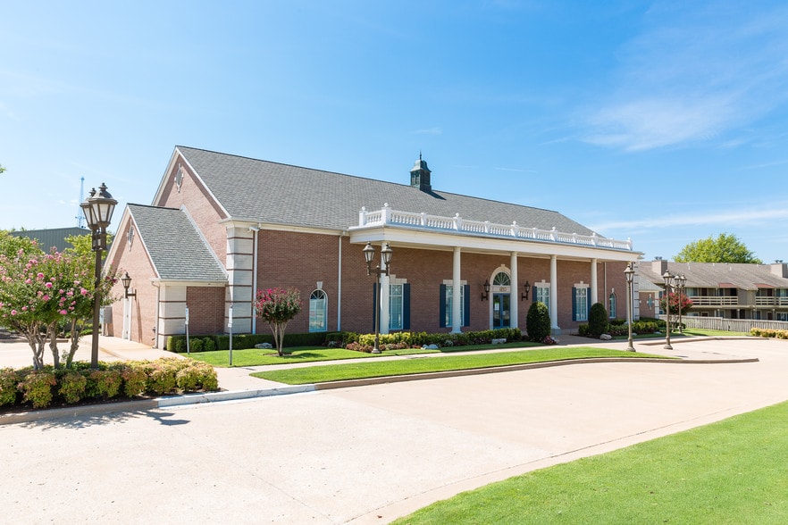 More Photos Of 6130 E 81st St, Tulsa Office For Lease