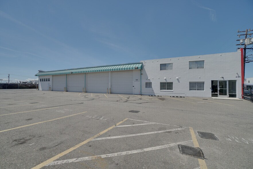 More Photos Of 2196 American Ave, Hayward Warehouse For Lease