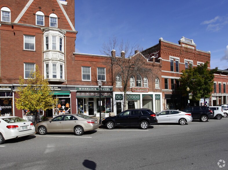 More Photos Of 36-38 Opera House Sq, Claremont Restaurant For Sale