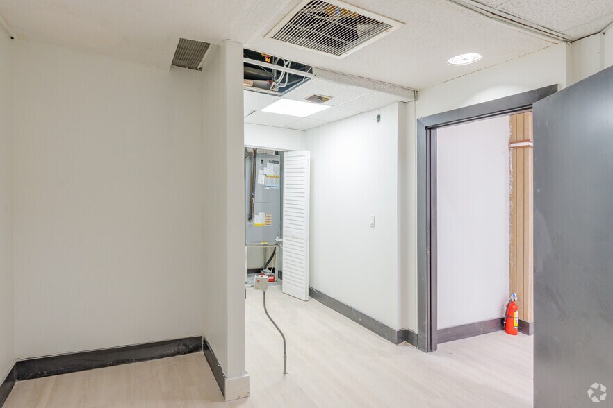 More Photos Of 4200 NW 16th St, Lauderhill Loft Creative Space For Lease