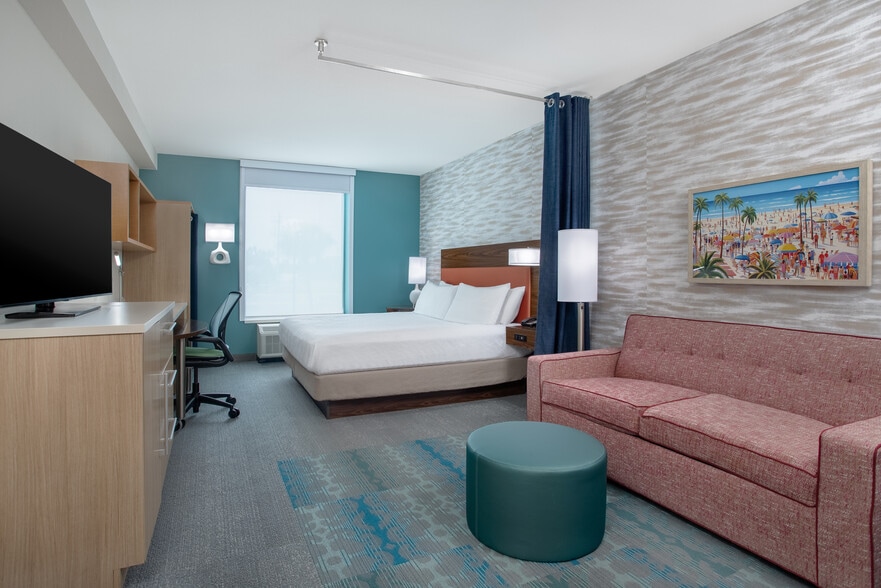 More Photos Of 14060 Emerald Coast Pkwy, Destin Hotel For Sale