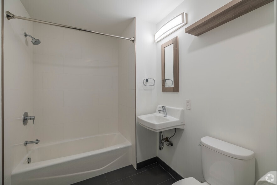 More Photos Of 1532 Howard St, San Francisco Apartments For Sale