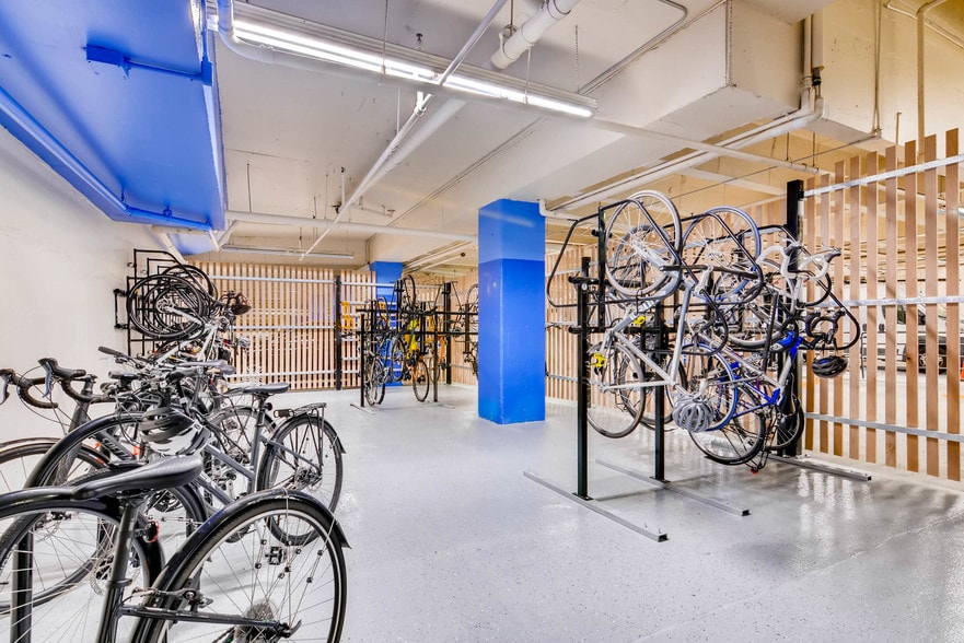 More Photos Of 1 SW Columbia St, Portland Office For Lease