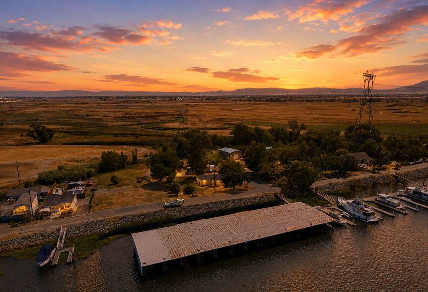 More Photos Of 2600 Dutsch Slough Rd, Oakley Marina For Sale