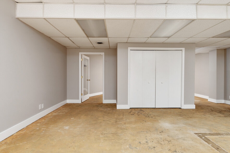 More Photos Of 100 Severn Ave, Annapolis Office Residential For Sale
