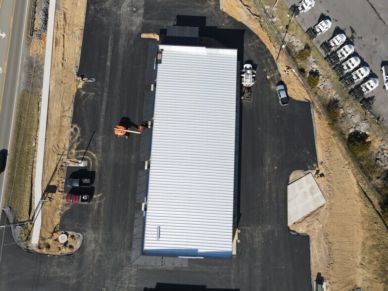 More Photos Of TBD Suncrest dr, Gray Storefront For Lease