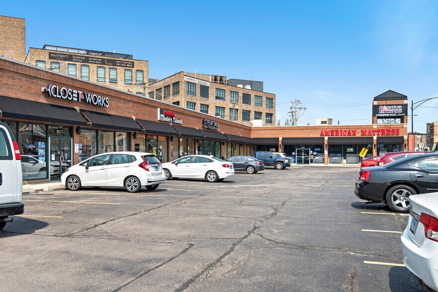 More Photos Of 2070-2112 N Clybourn Ave, Chicago Freestanding For Lease