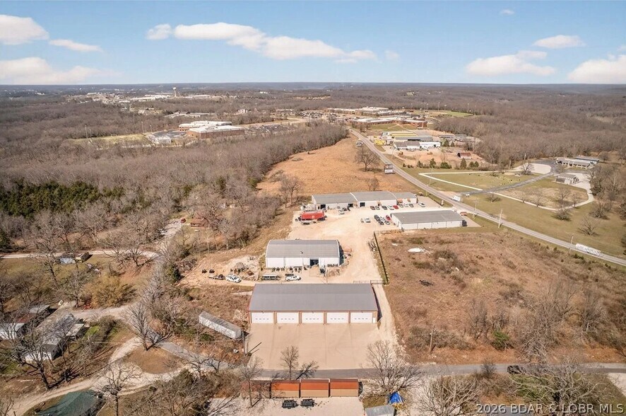 More Photos Of 3737 Antioch Lane, Osage Beach Warehouse For Lease