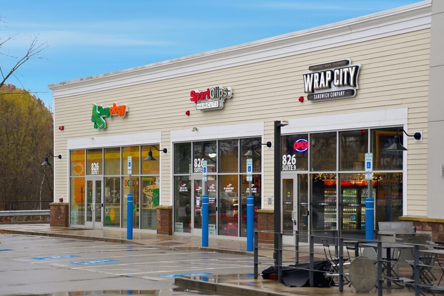 More Photos Of 836 Central Ave, Dover Bank For Lease