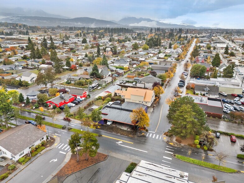 More Photos Of 209 S Sequim Ave, Sequim General Retail For Lease