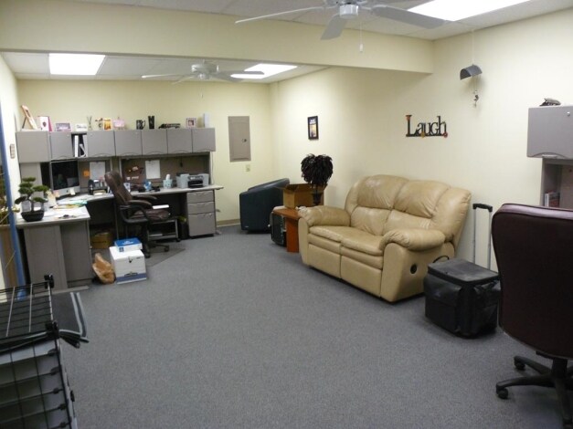 More Photos Of 1519 S 2nd Ave, Dodge City Warehouse For Sale