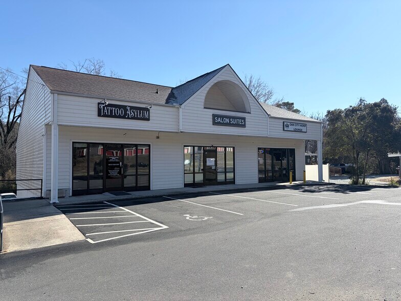 Primary Photo Of 4422 N Roxboro St, Durham Freestanding For Lease