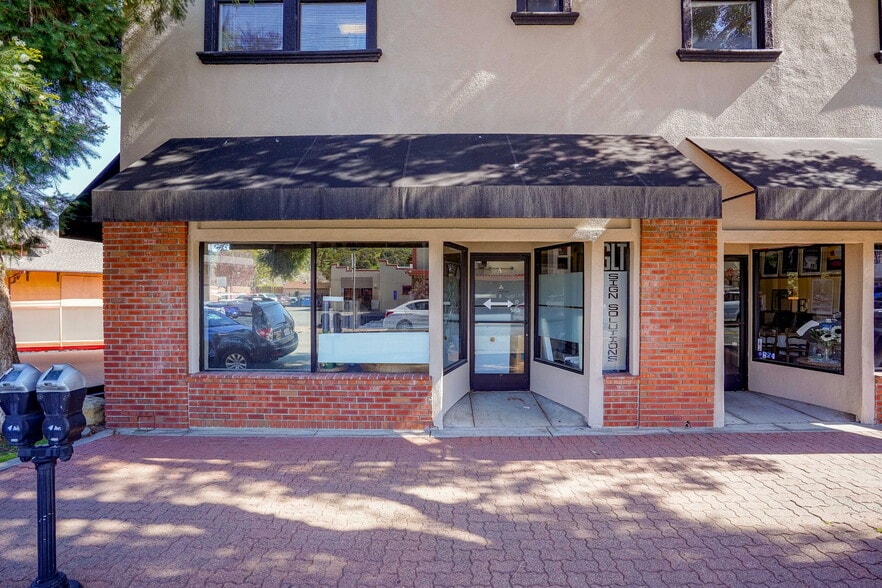 More Photos Of 411-413 Ferry St, Martinez Storefront Retail Office For Sale