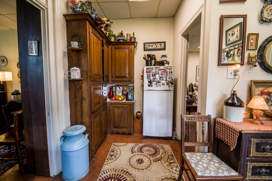 More Photos Of 1 S Main St, Richlandtown Apartments For Sale